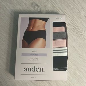 Auden briefs